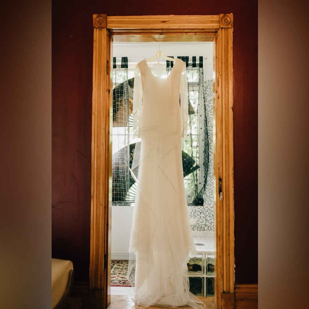 White by Vera Wang Elegant White Wedding Dress